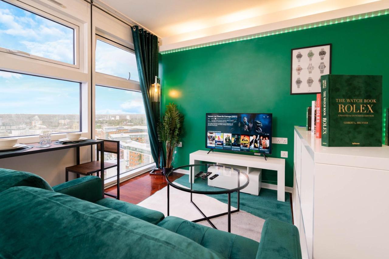 Maevela Apartments - Top Floor Rolex Themed Studio Apt Inside The Cube, Mailbox - Free Netflix & Wifi Birmingham Exterior photo