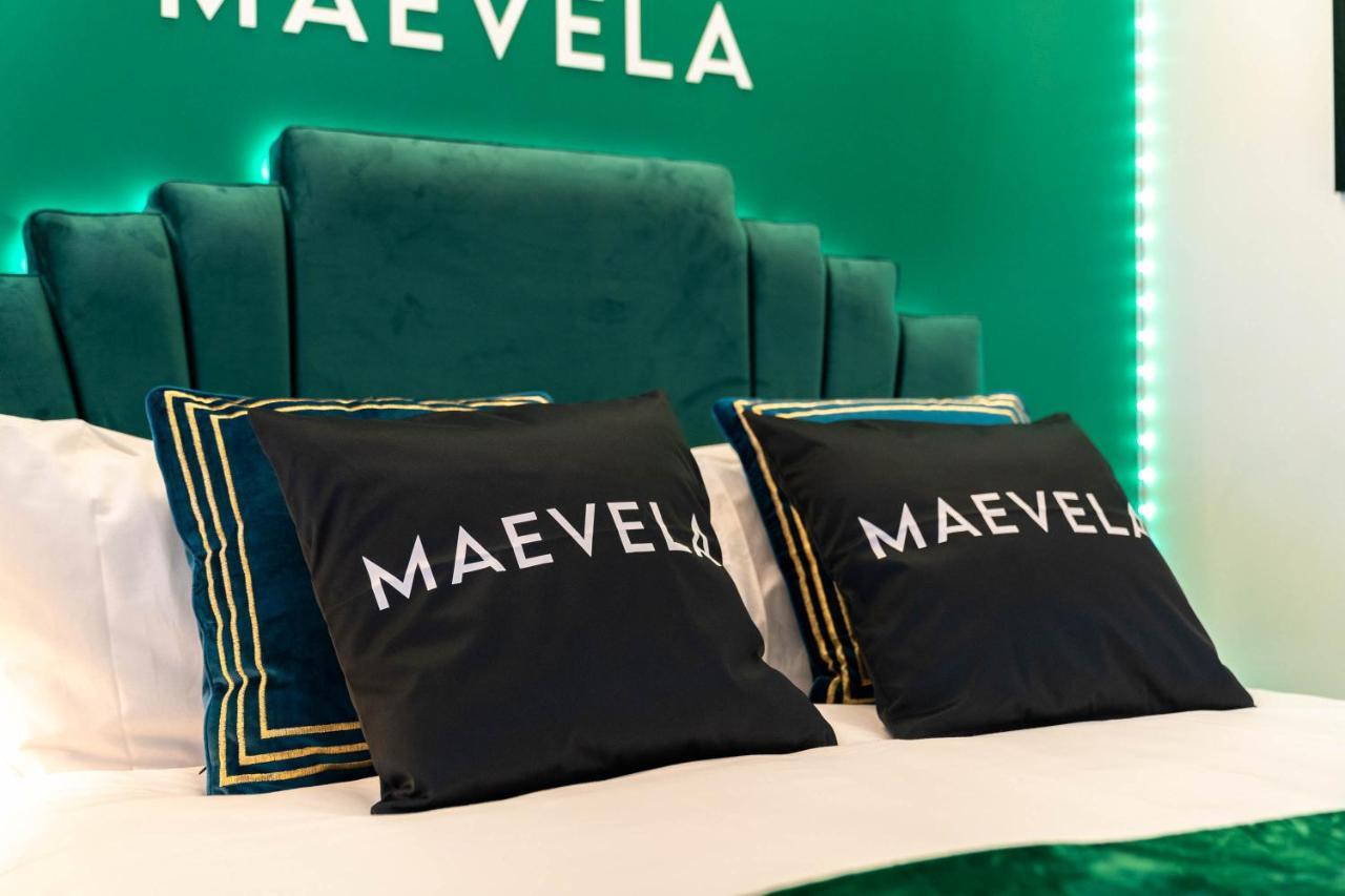 Maevela Apartments - Top Floor Rolex Themed Studio Apt Inside The Cube, Mailbox - Free Netflix & Wifi Birmingham Exterior photo